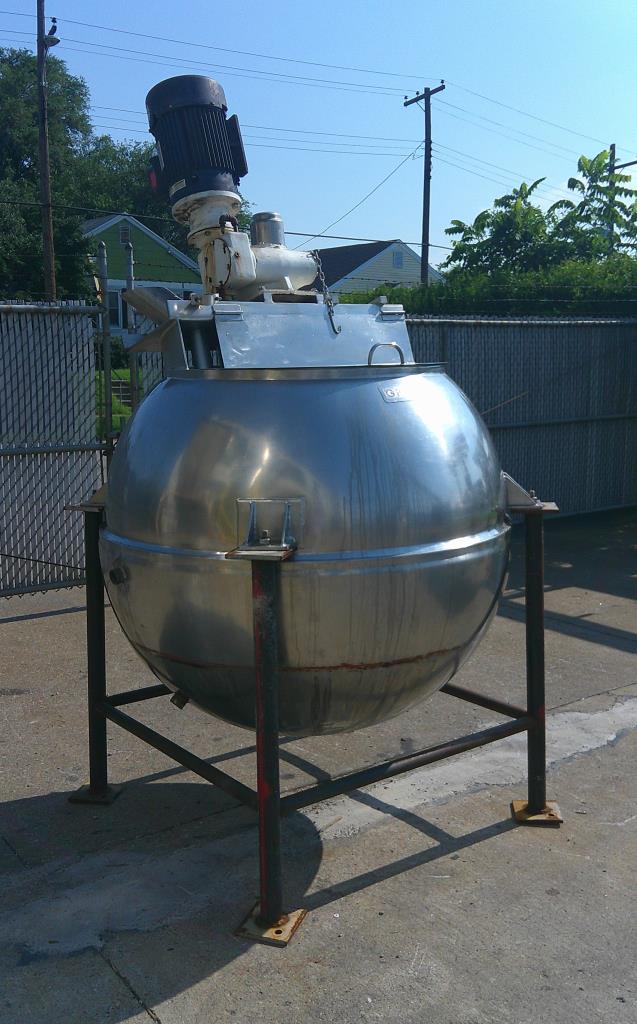Kettle 250 gallon Groen hemispherical bottom kettle, Upper 40 PSI, Lower 100 PSI at 338°F. psi jacket rating, Stainless Steel
